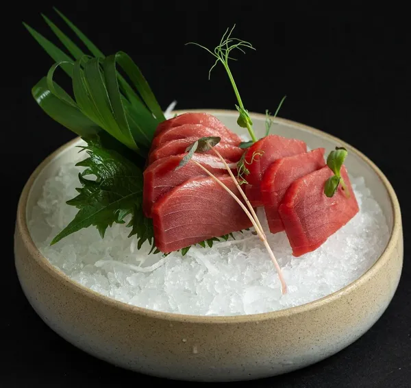 Sashimi di tonno